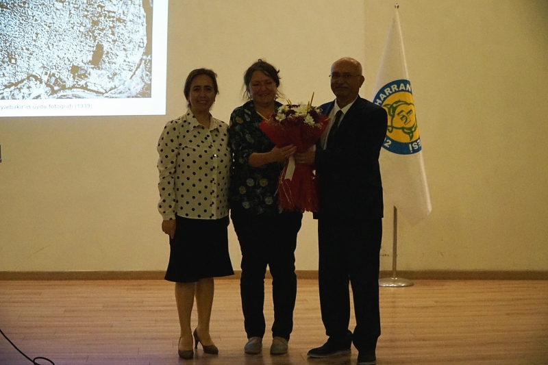 Harran Üniversitesi’nde ‘Diyarbakır-Amida Kenti Üzerine Yeni Araştırmalar’ Konulu Konferans Düzenlendi