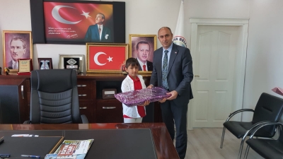 Başkan Aksoy Ahmet Burak Çakmak'a Koltuğunu Devretti