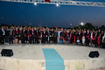 Harran Üniversitesi Tıp Fakültesi genç doktorlarını mezun etti